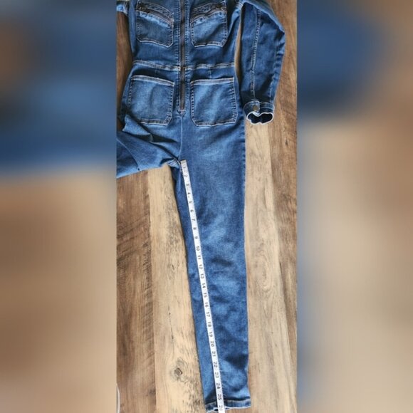 Free People Lennox Zip-Front Denim Jumpsuit XS Excellent Condition - Picture 10 of 16